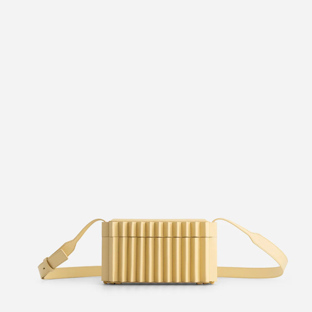 Luxury Ribbed Hard-Case Crossbody Bag – Structured Mini Shoulder Bag in Soft Blue