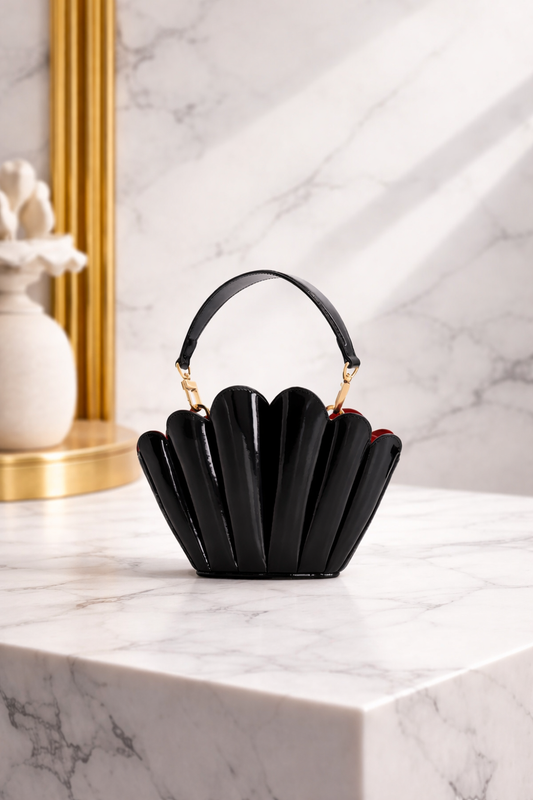 Luxury Seashell Patent Leather Handbag – Sculptural Evening & Statement Bag in Black