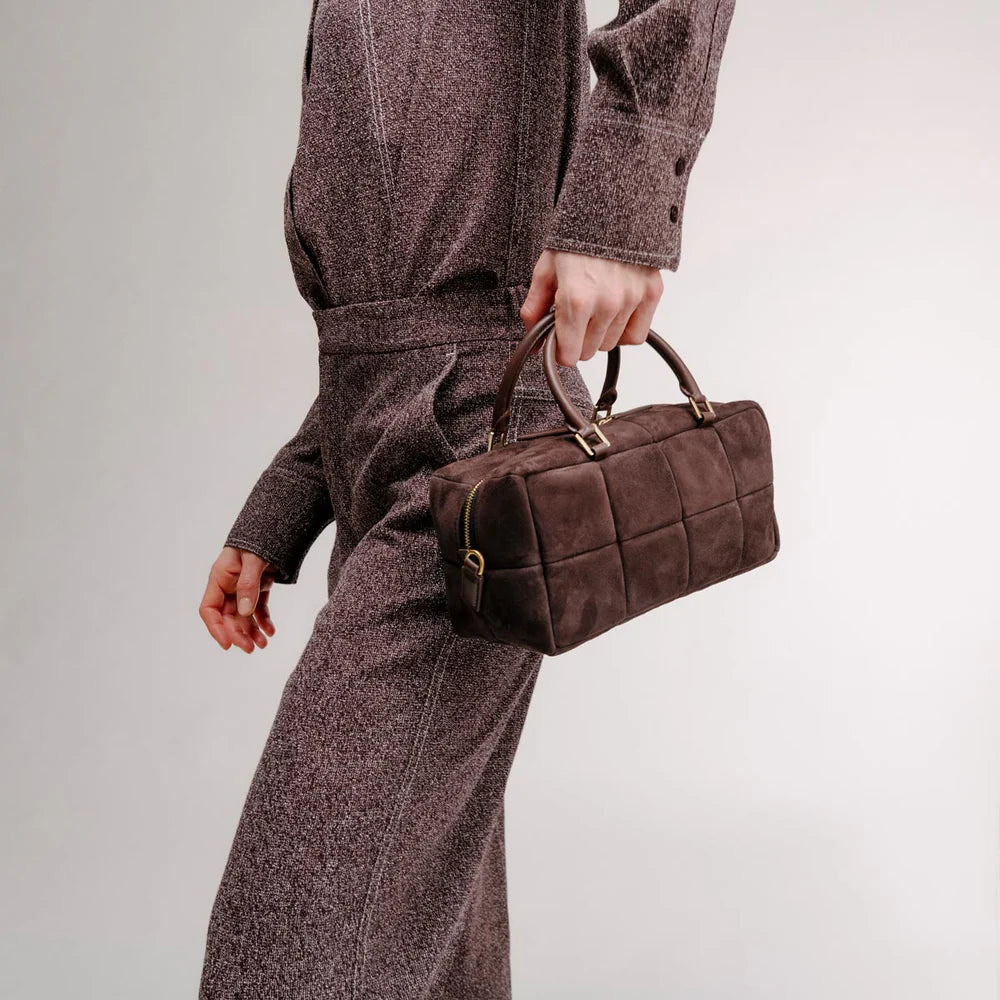 Luxury Padded Grid Leather Handbag – Soft Structured Top Handle Bag in Neutral Tones