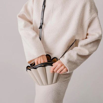 Luxury Seashell Canvas Handbag – Sculptural Top Handle Statement Bag in Beige & Tan